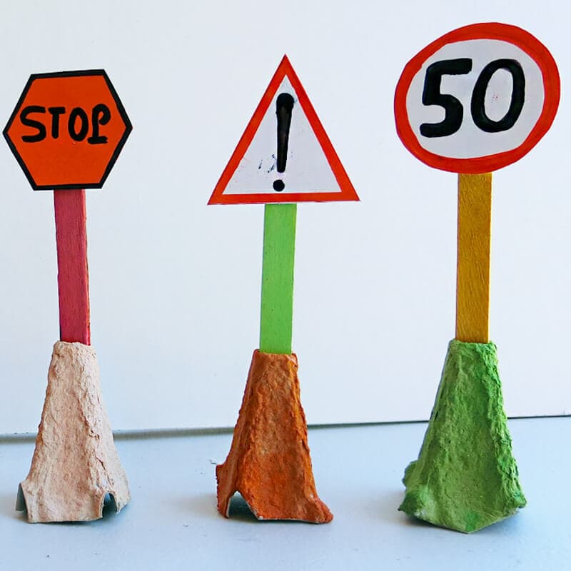 miniature traffic sign 16