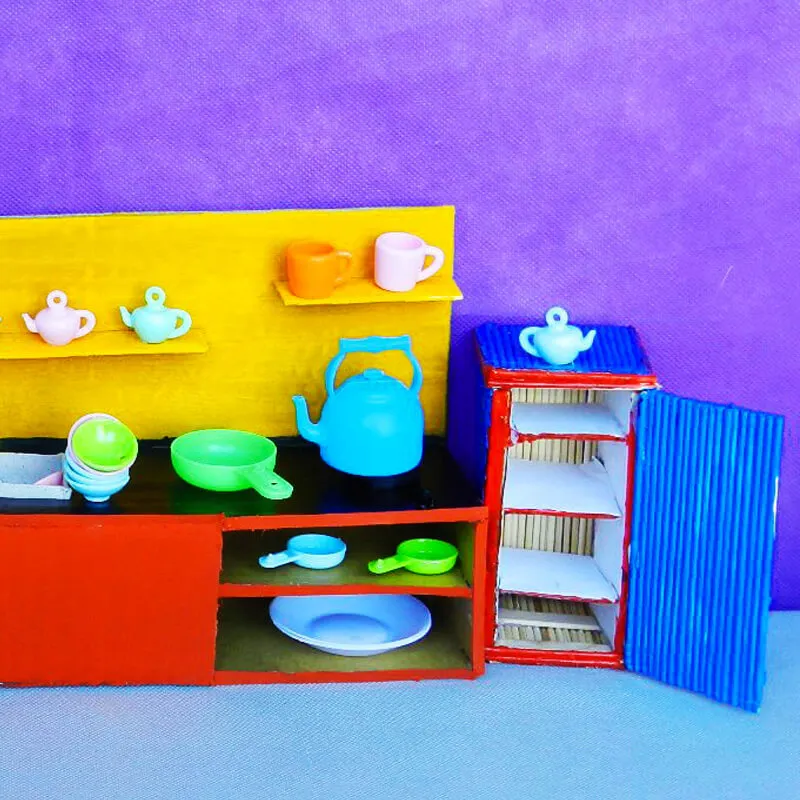 19 dollhouse kitchen 1