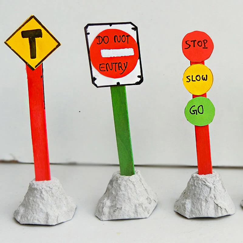 miniature traffic sign 15